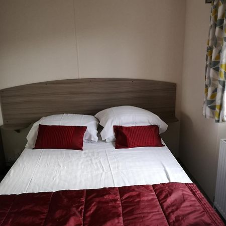 Hotel Lakeland Leisure Park Flookburgh Habitación foto