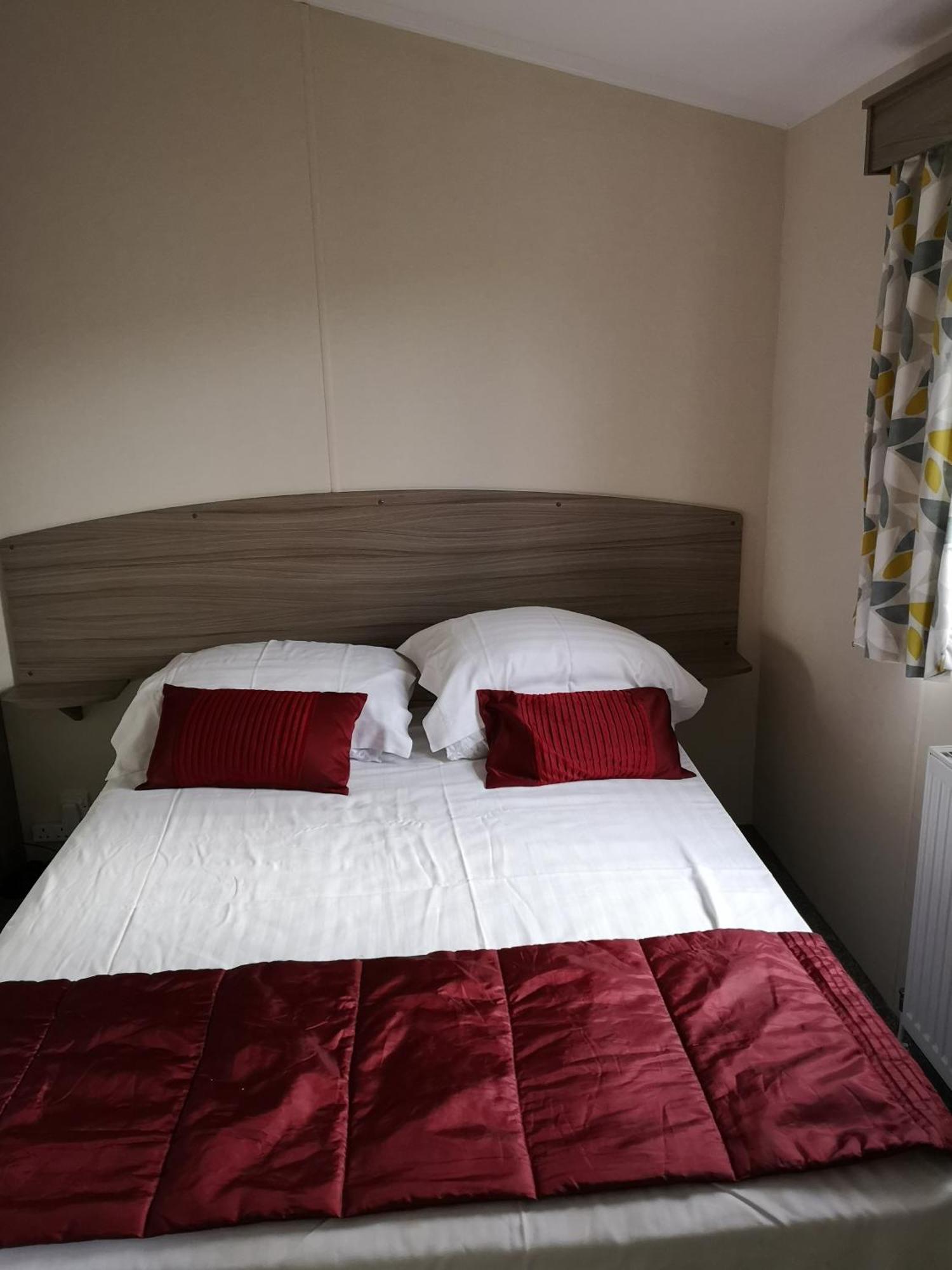 Hotel Lakeland Leisure Park Flookburgh Habitación foto